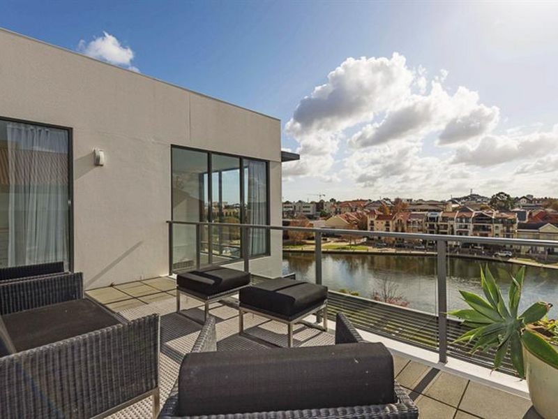 18/50 Royal Street, East Perth WA 6004
