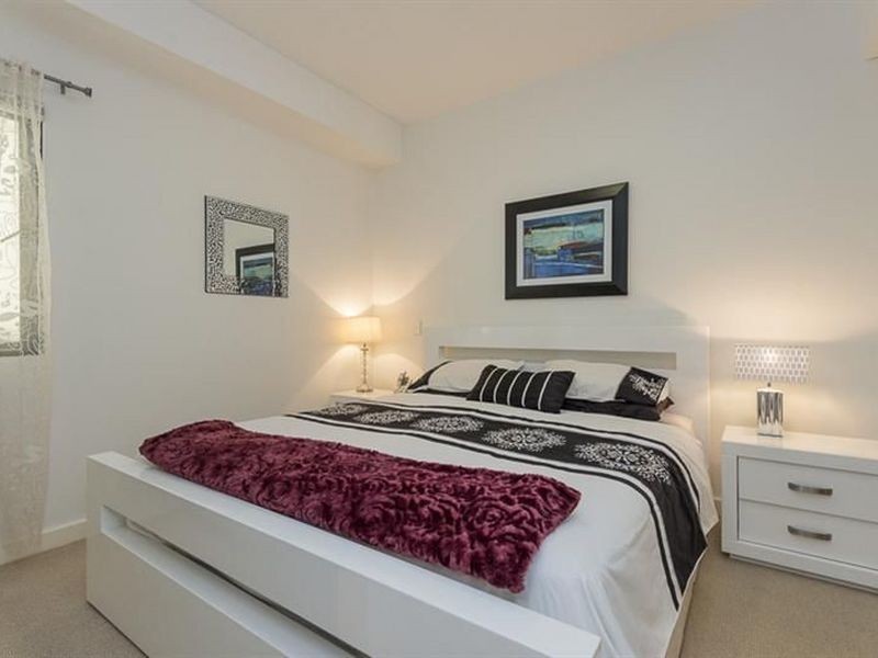 24/11 Bennett Street, East Perth WA 6004