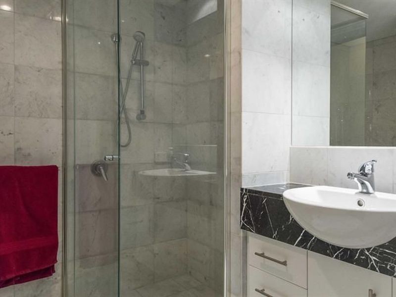 24/11 Bennett Street, East Perth WA 6004