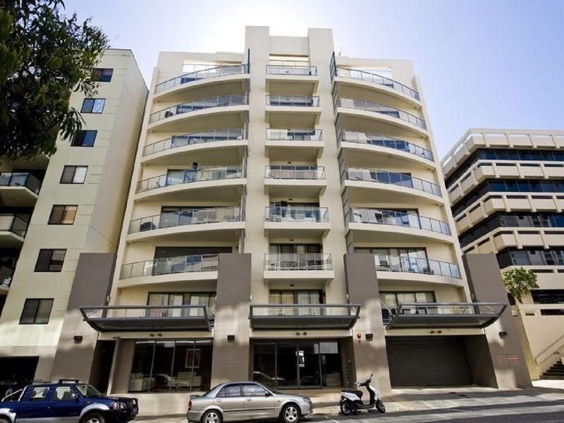 24/11 Bennett Street, East Perth WA 6004