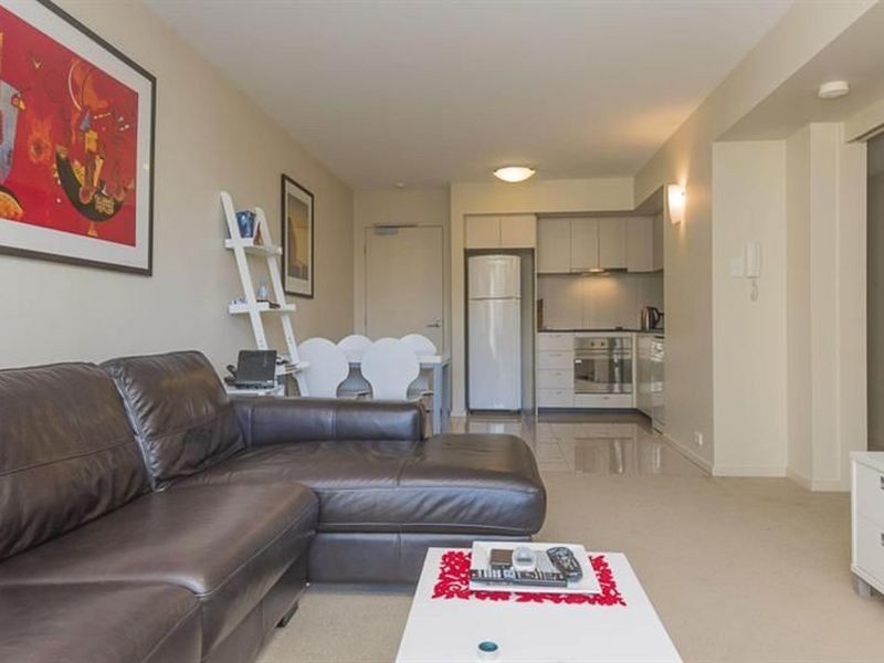 61/131 Adelaide Terrace, East Perth WA 6004