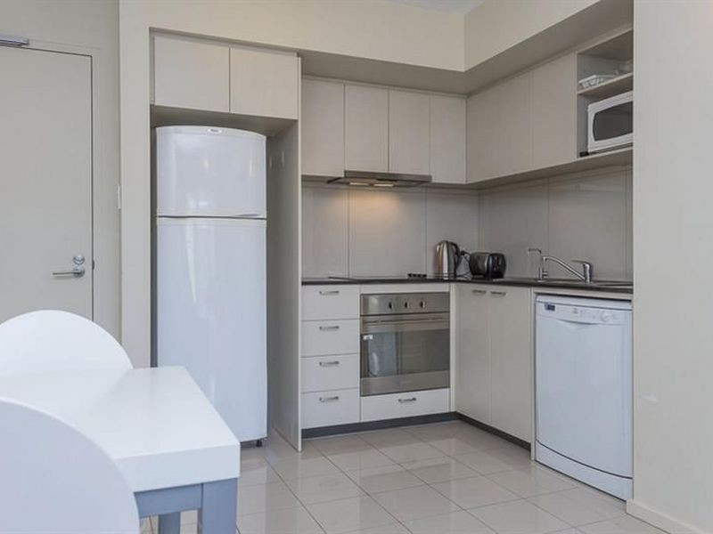 61/131 Adelaide Terrace, East Perth WA 6004