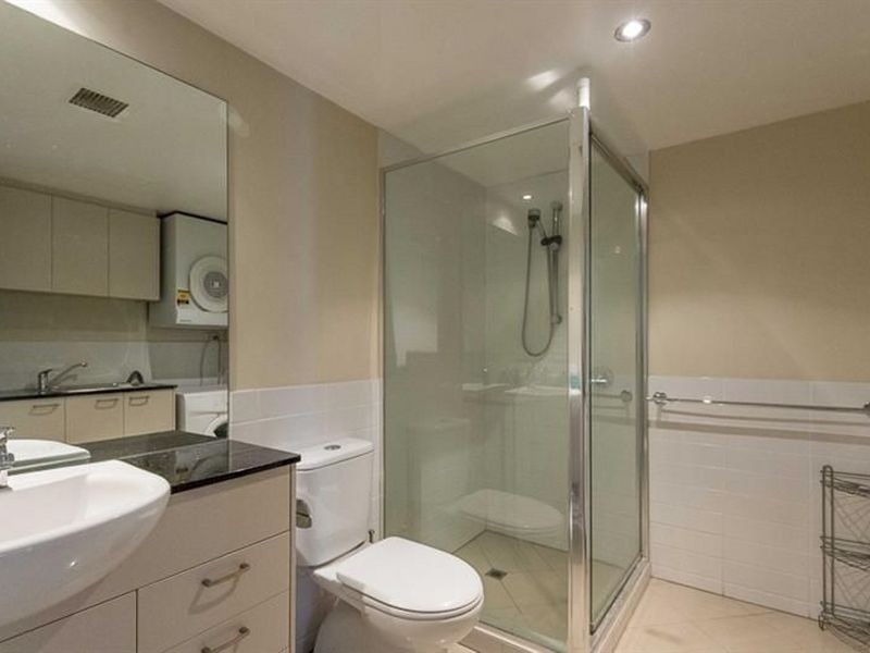 61/131 Adelaide Terrace, East Perth WA 6004