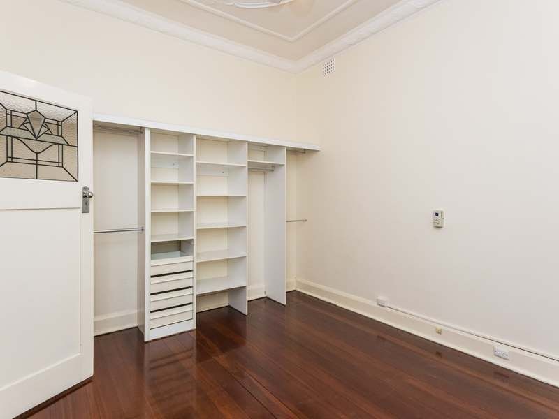 211 Ninth Avenue, Inglewood WA 6052