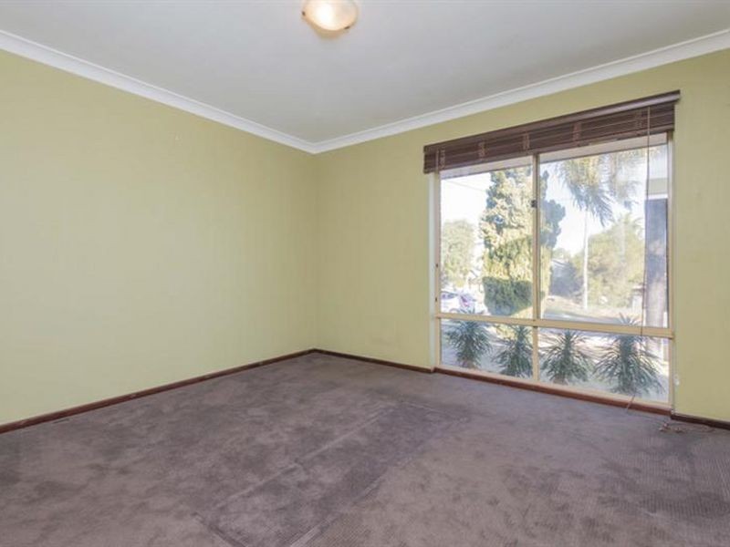 28 Lalina Way, Wanneroo WA 6065