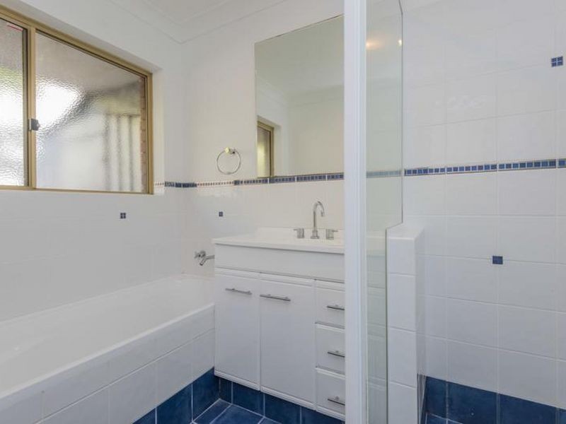 28 Lalina Way, Wanneroo WA 6065