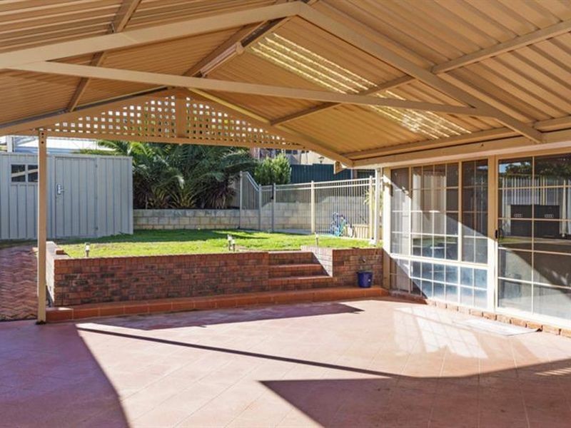 28 Lalina Way, Wanneroo WA 6065