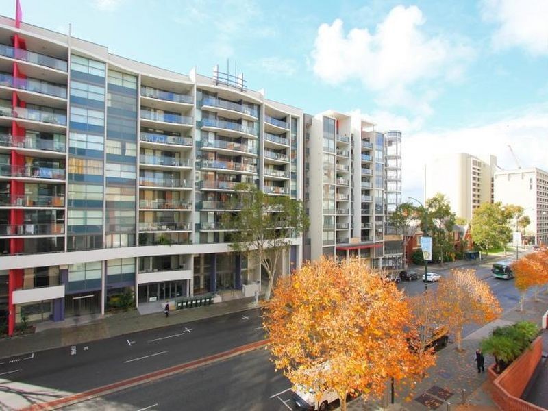 24/131 Adelaide Terrace, East Perth WA 6004