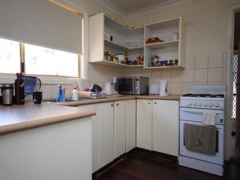 31 Tangmere Street, Balga WA 6061