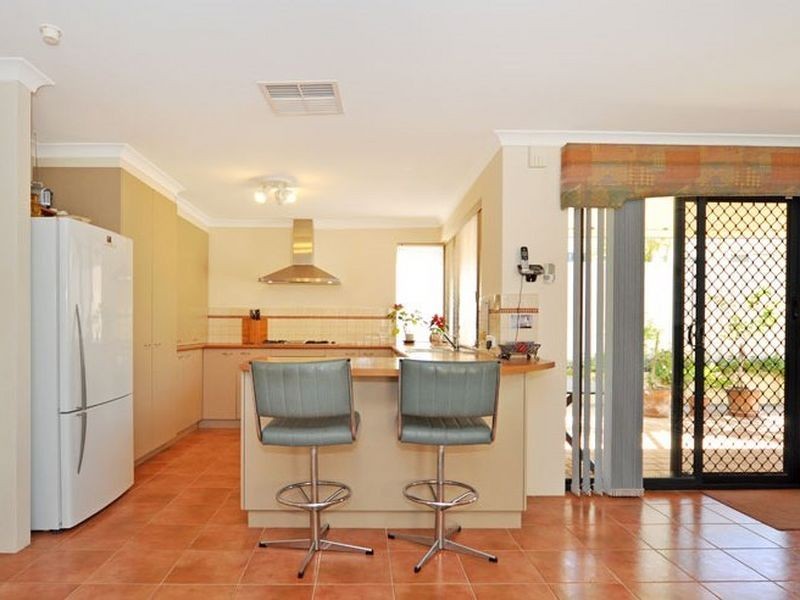 13 Gibson Street, Mount Pleasant WA 6153