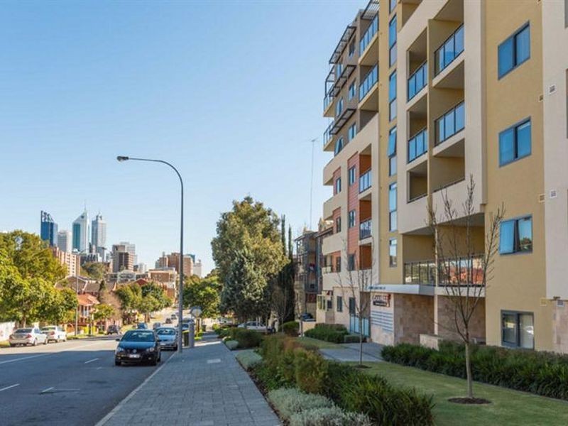60/18 Wellington Street, East Perth WA 6004