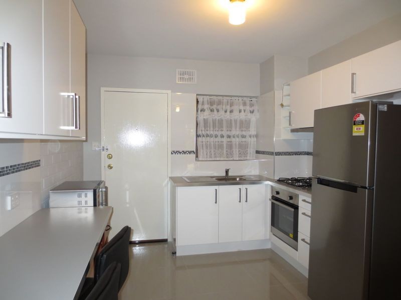 9/11 Herdsman Parade, Wembley WA 6014