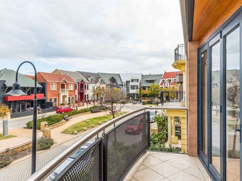 22 Old Belvidere Promenade, East Perth WA 6004