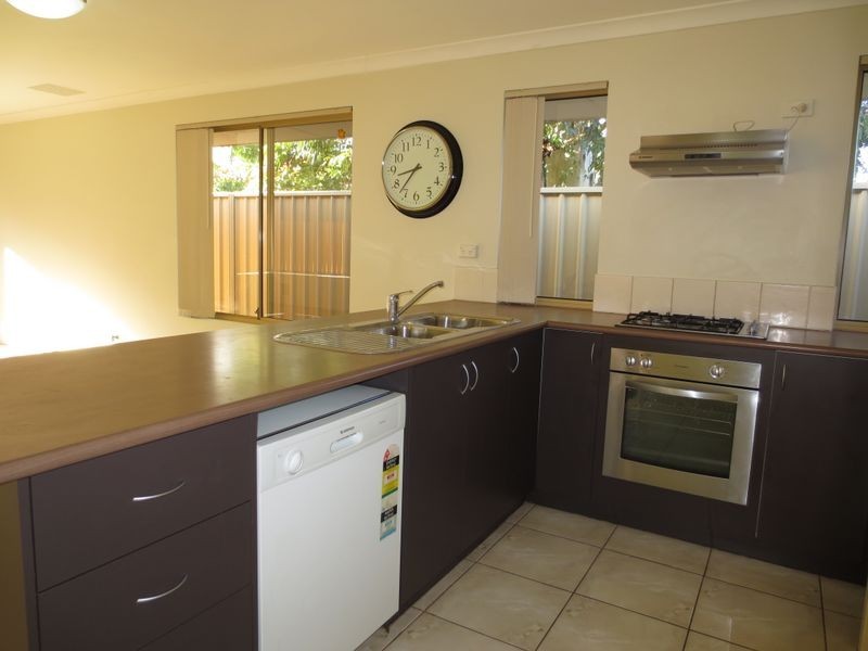 3/24 Eastdene Circle, Nollamara WA 6061