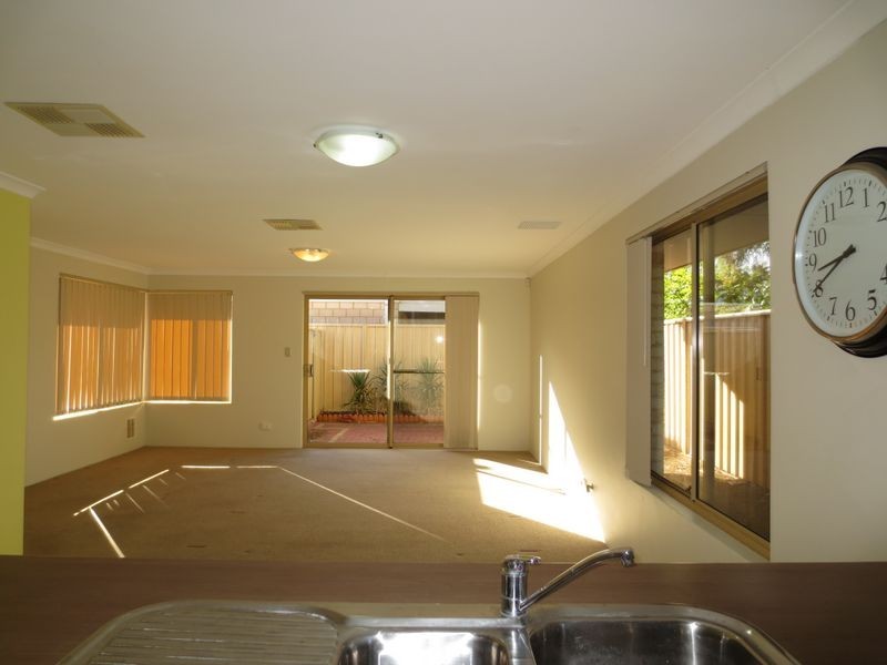 3/24 Eastdene Circle, Nollamara WA 6061