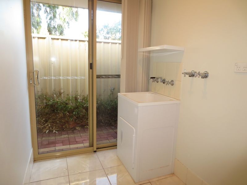 3/24 Eastdene Circle, Nollamara WA 6061