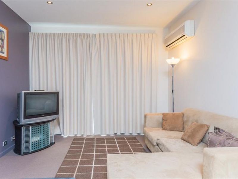 100/128 Adelaide Terrace, East Perth WA 6004
