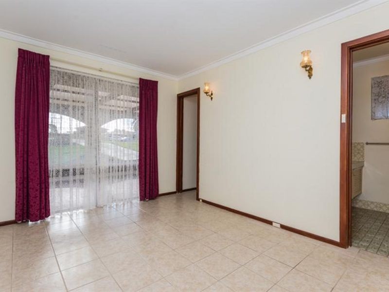 12 Loxham Place, Greenwood WA 6024