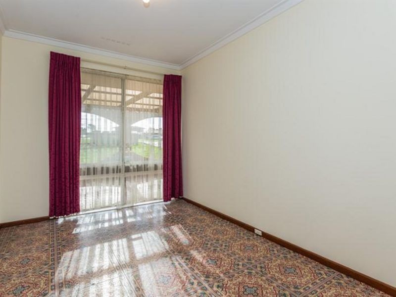 12 Loxham Place, Greenwood WA 6024