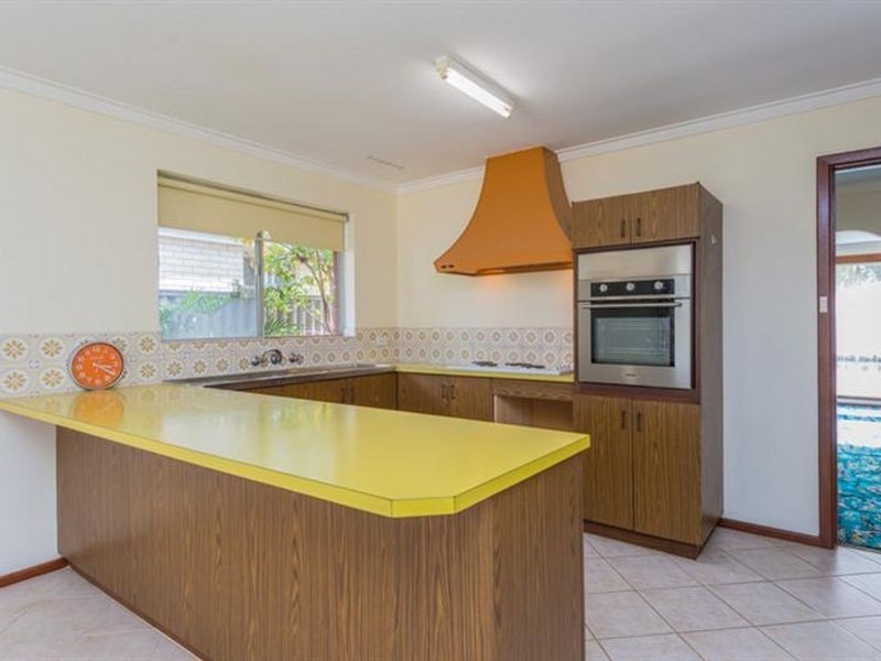 12 Loxham Place, Greenwood WA 6024