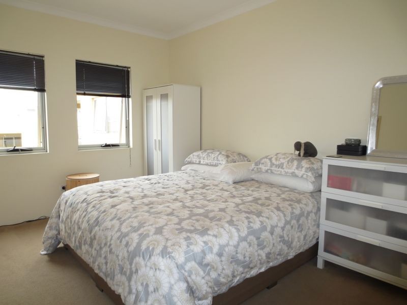 15/150 Stirling Street, Perth WA 6000