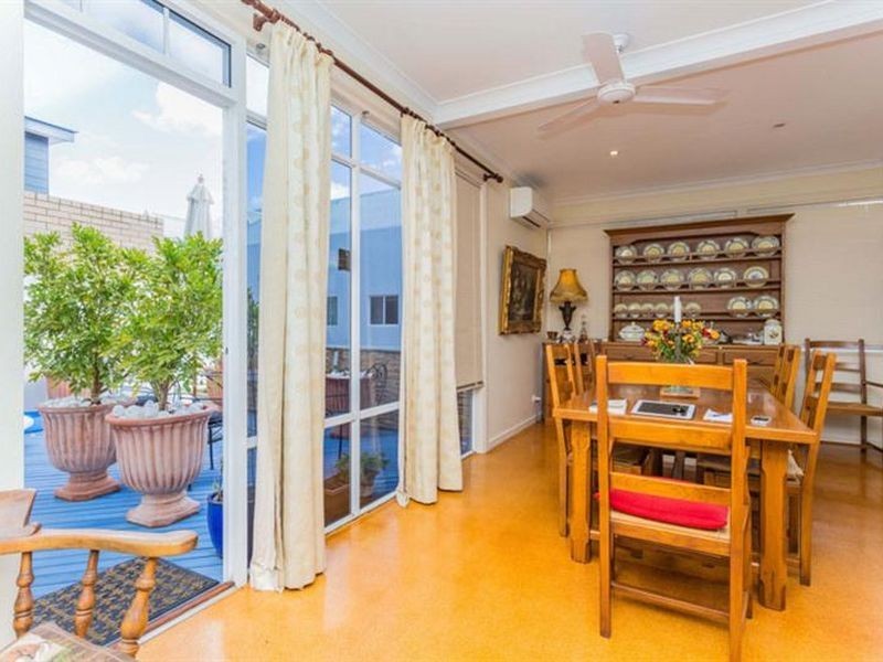 6 Macey Street, East Perth WA 6004