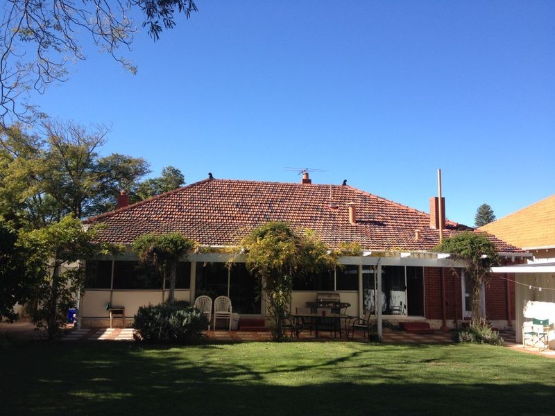 17 Mountjoy Road, Nedlands WA 6009