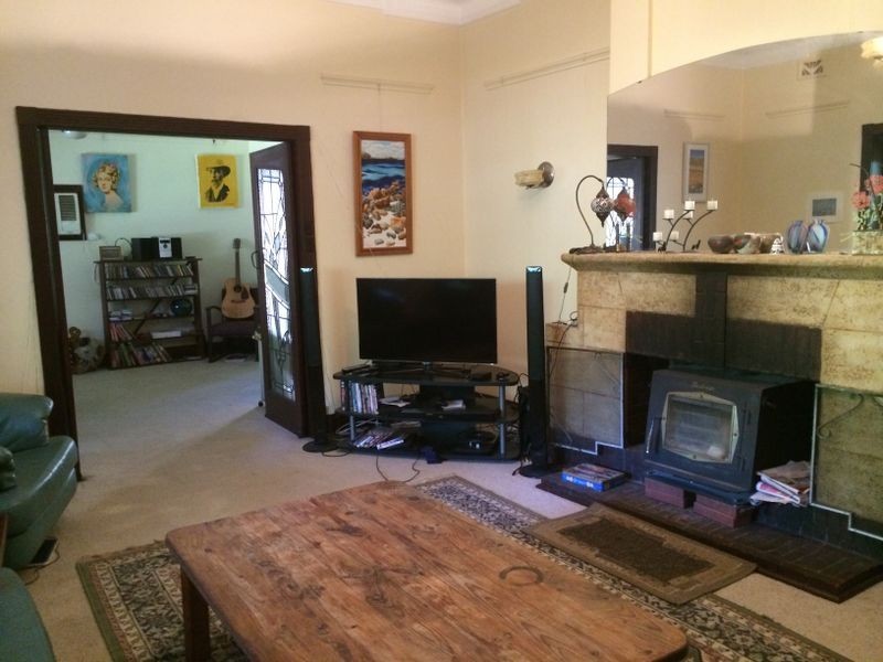 17 Mountjoy Road, Nedlands WA 6009