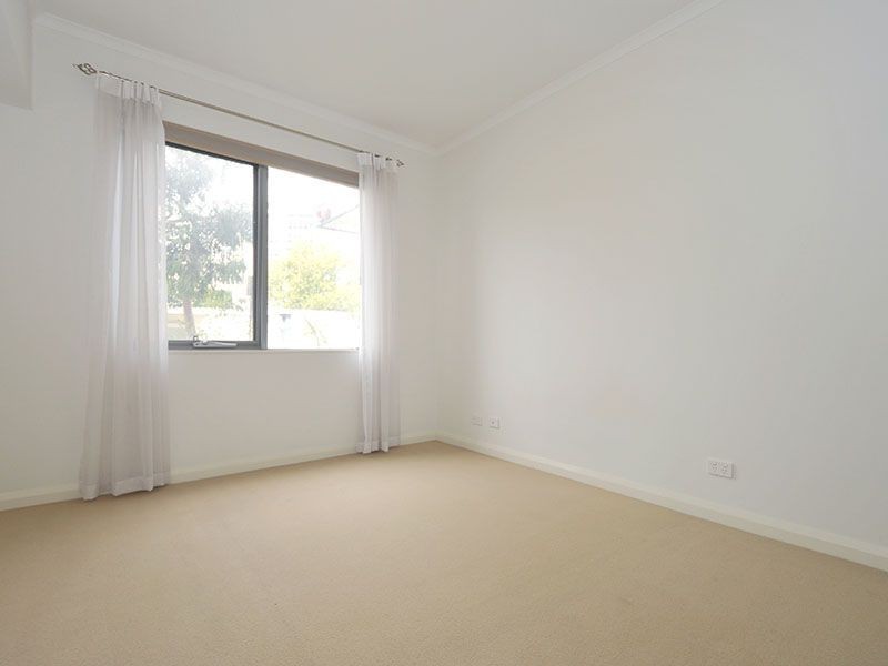 1/1 Erskine Link, East Perth WA 6004