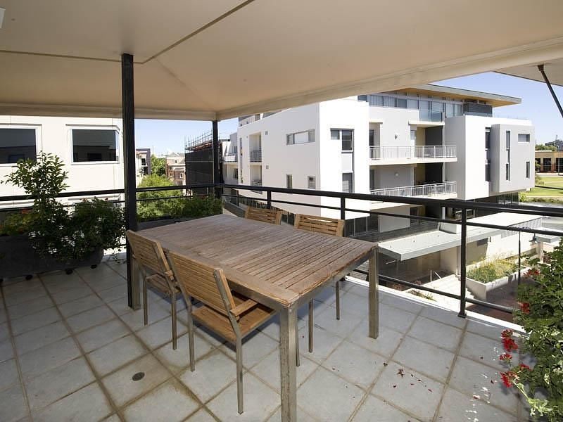 1/96 Royal Street, East Perth WA 6004