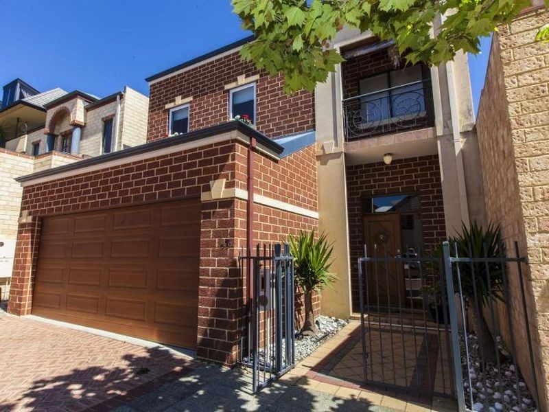 47 Haig Park Circle, East Perth WA 6004
