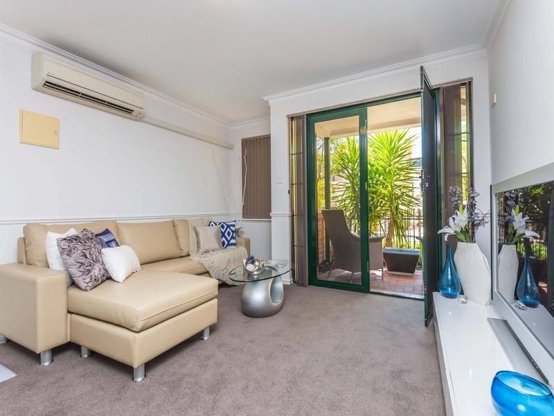 34/30 Bishops Row, East Perth WA 6004