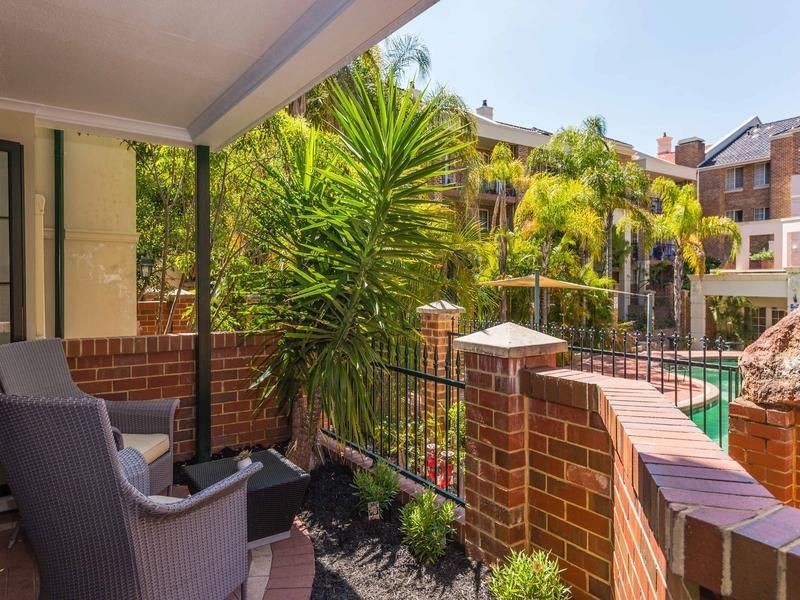 34/30 Bishops Row, East Perth WA 6004