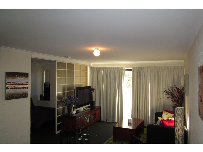 15/303 Cambridge Street, Wembley WA 6014