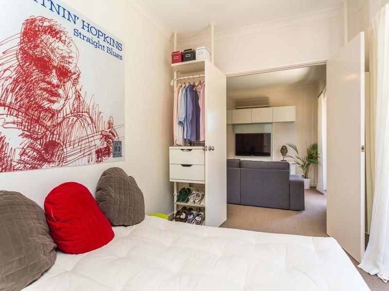 1/11 Regal Place, East Perth WA 6004