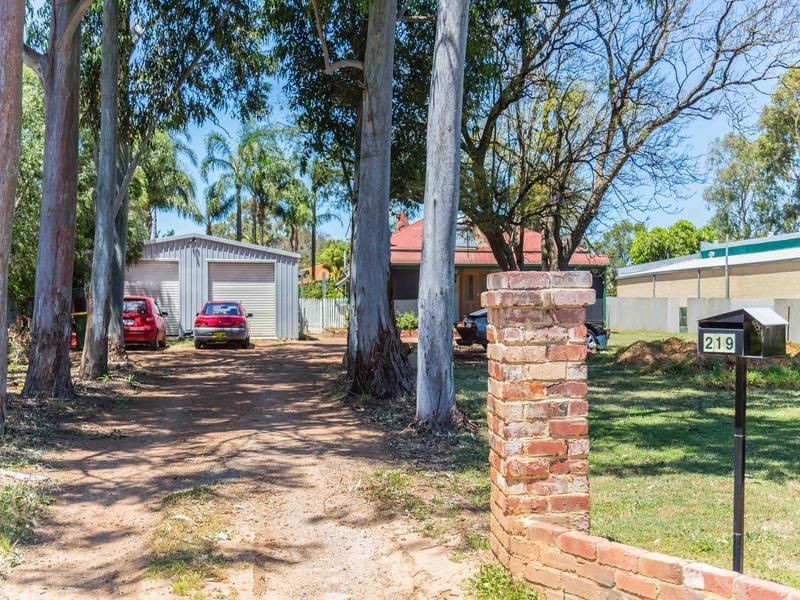 219 Gooseberry Hill Road, Maida Vale WA 6057