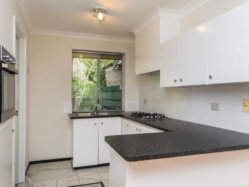 15/8 Newton Street, Bayswater WA 6053