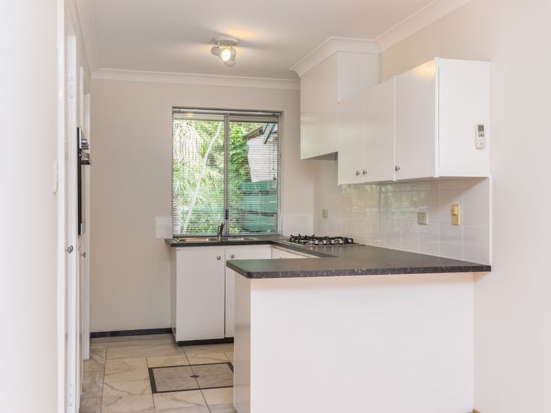 15/8 Newton Street, Bayswater WA 6053