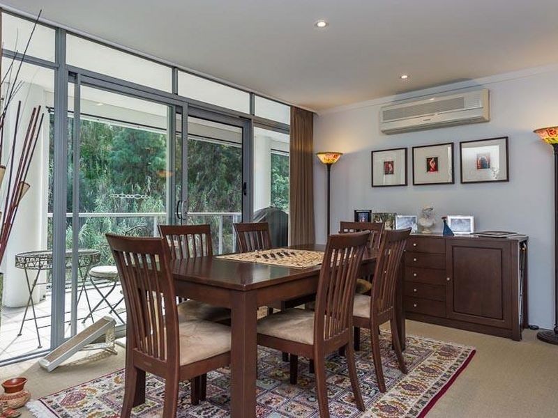 21/138 Mounts Bay Road, Perth WA 6000