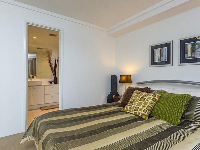 21/138 Mounts Bay Road, Perth WA 6000