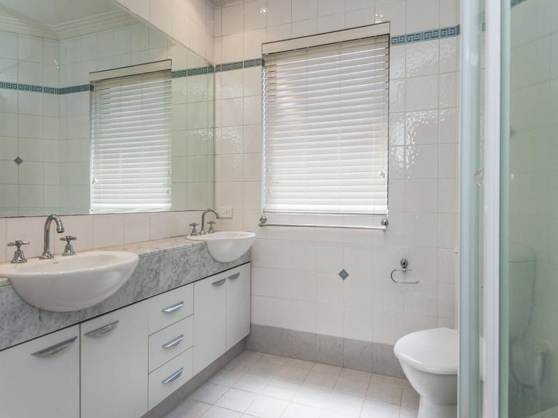 1/12 Kensington Street, East Perth WA 6004