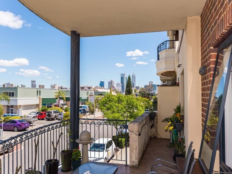 1/12 Kensington Street, East Perth WA 6004