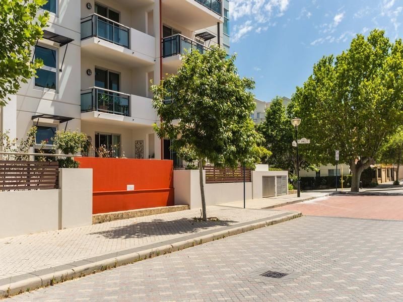 13/1 Henry Lawson Walk, East Perth WA 6004