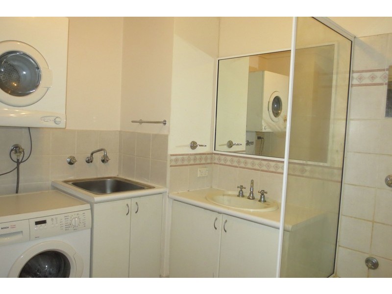 54/30 Bishops Row, East Perth WA 6004