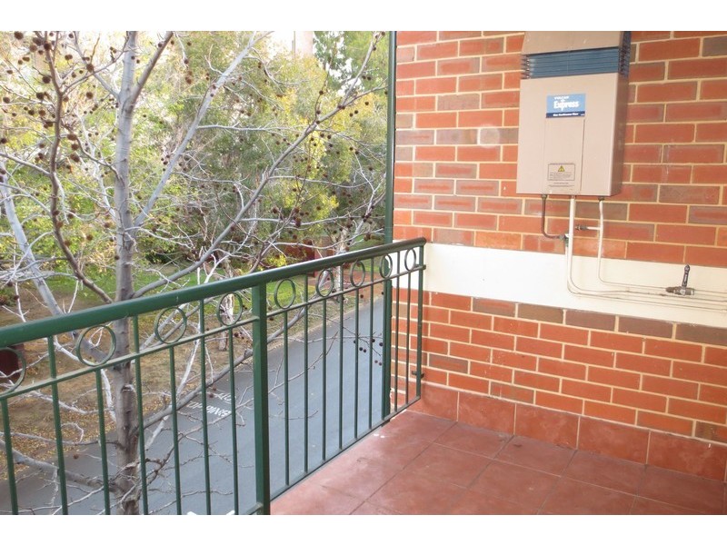 54/30 Bishops Row, East Perth WA 6004