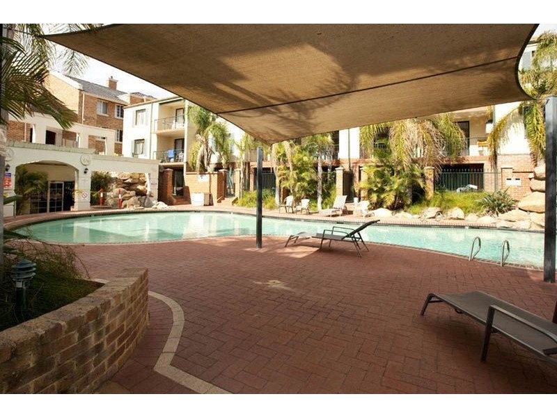 54/30 Bishops Row, East Perth WA 6004