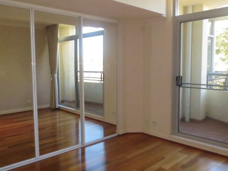 49/20 Royal Street, East Perth WA 6004