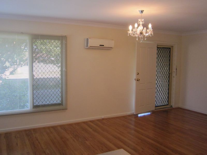 2 Hatfield Way, Girrawheen WA 6064