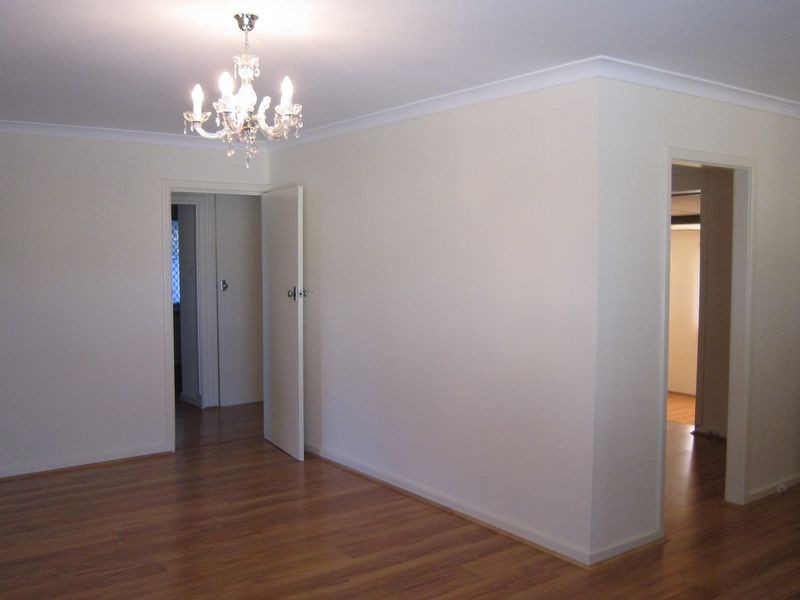 2 Hatfield Way, Girrawheen WA 6064