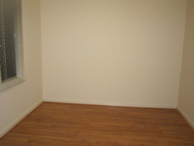 2 Hatfield Way, Girrawheen WA 6064